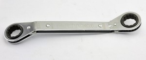 BRITOOL HALLMARK OFFSET RATCHETING BOX WRENCH SPANNER 19 X 21MM - RBOM1921